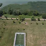 Zoeldhaz * Balatonmáriafürdő