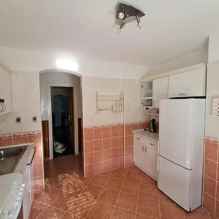 Zoeldhaz Apartment Balatonmariafurdo