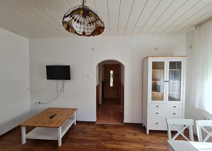 Zoeldhaz Apartment *