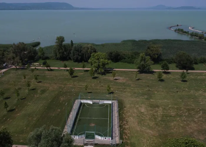 アパート Zoeldhaz Balatonmáriafürdő