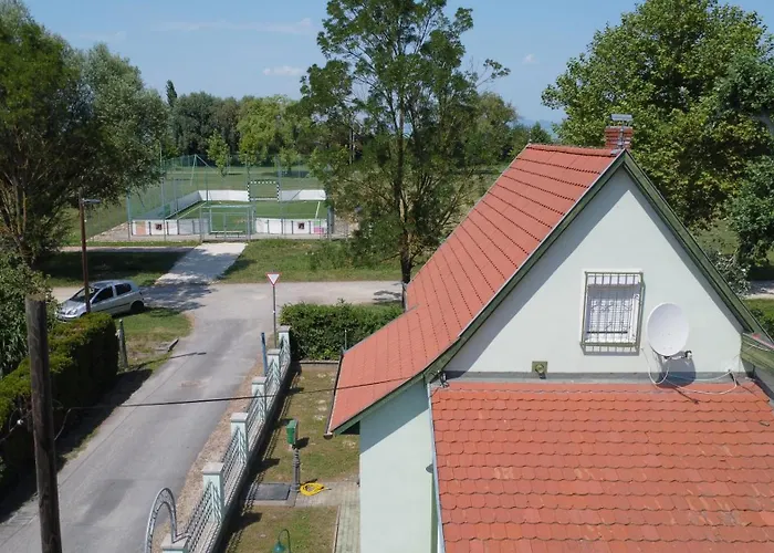 アパート Zoeldhaz Balatonmáriafürdő